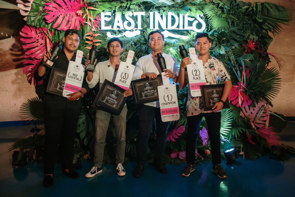 East Indies - Potato Head -698